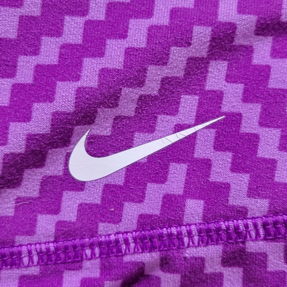 Nike Legend 2.0 Zig Zag Capri Leggings Size Small - Picture 8 of 10